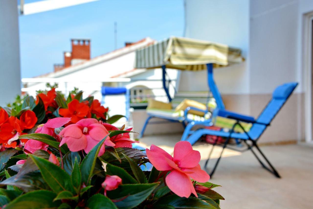 Ferienwohnung Aleja Zadar Exterior foto